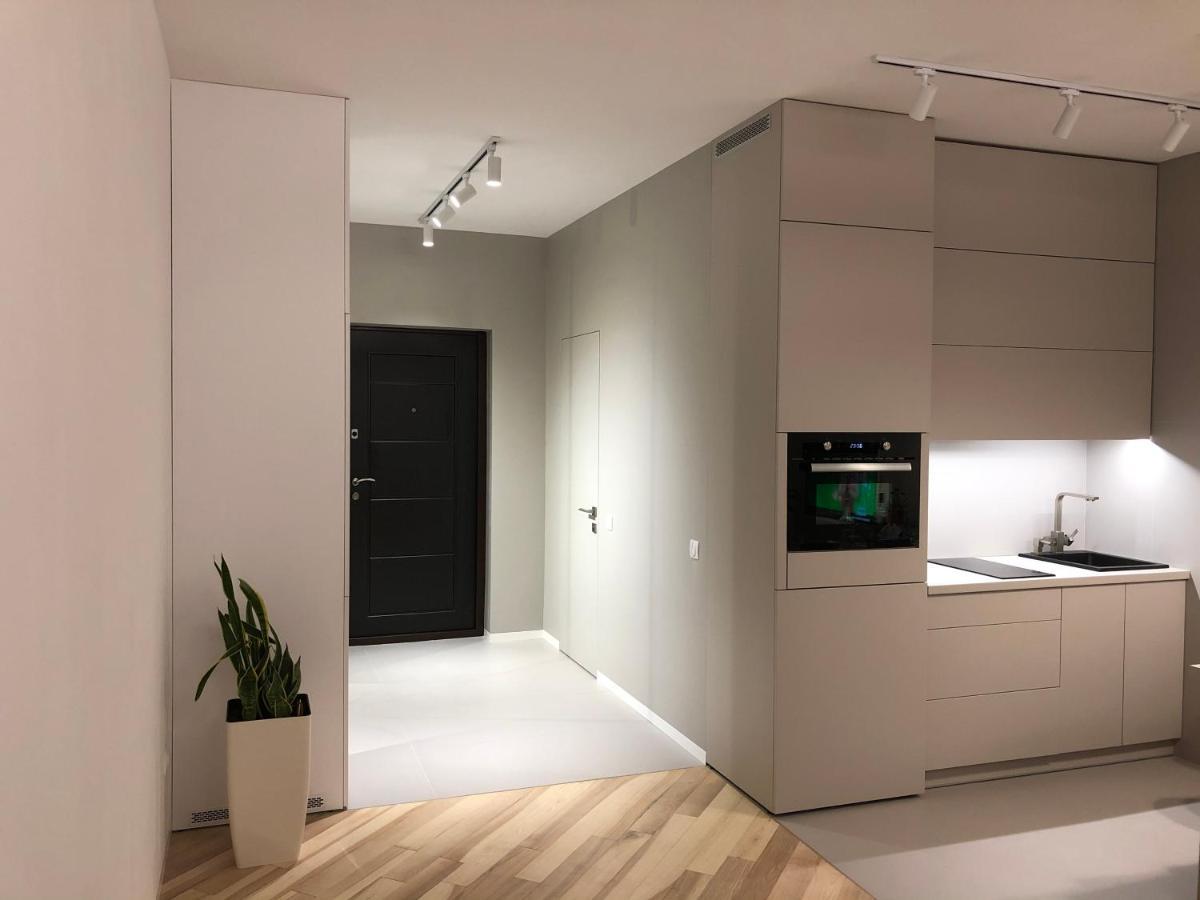 Appartement Новая Эко-Квартира У Метро Славутич à Kiev Extérieur photo