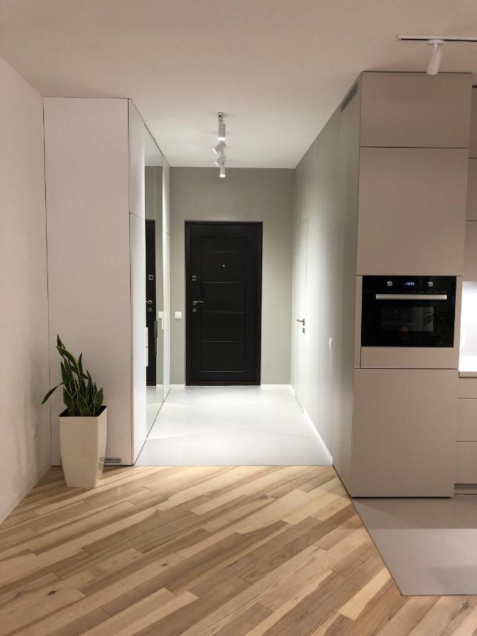 Appartement Новая Эко-Квартира У Метро Славутич à Kiev Extérieur photo